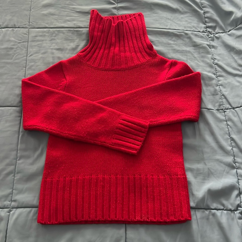 Red sweater🍒 - Picture 2 of 9